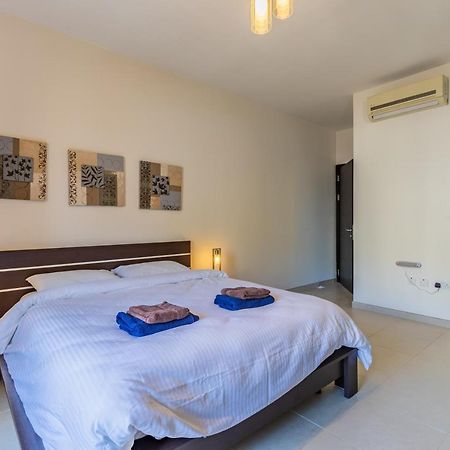 Gorgeous Two Bedroom Sea View In Marsascala Марсаскала Екстериор снимка