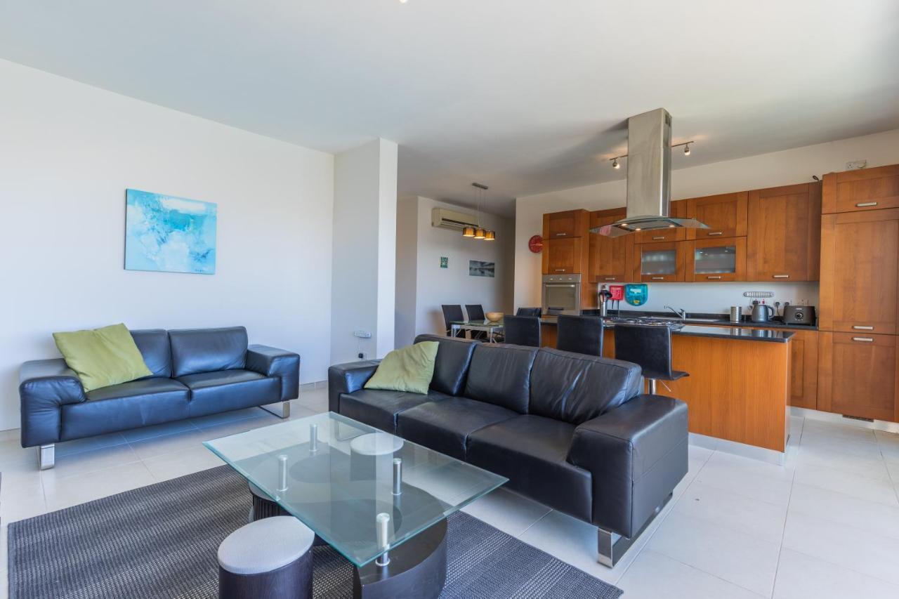 Gorgeous Two Bedroom Sea View In Marsascala Марсаскала Екстериор снимка